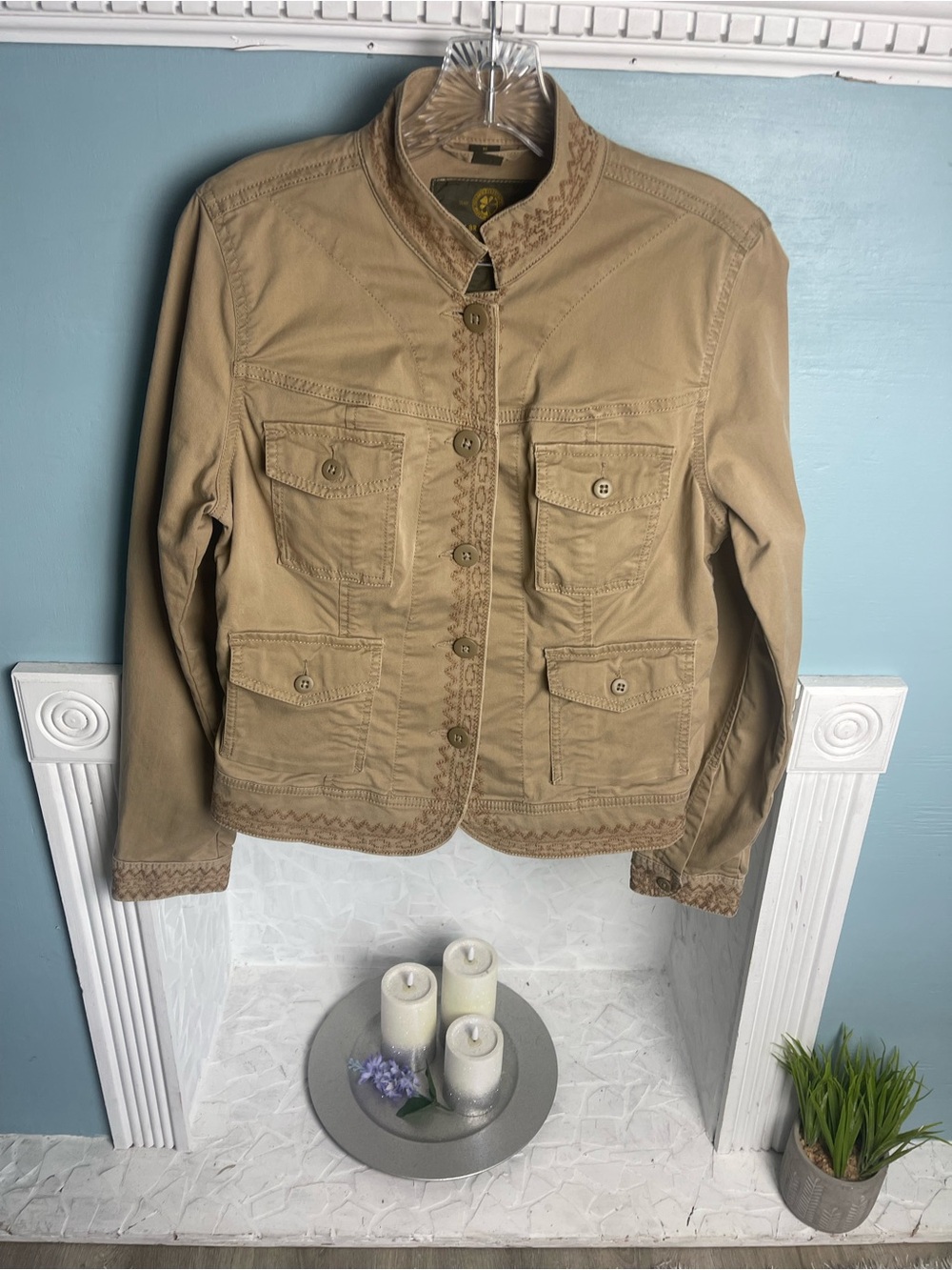 Lucky Brand Women's Khaki Utility Button-Front Embroidered Jacket
